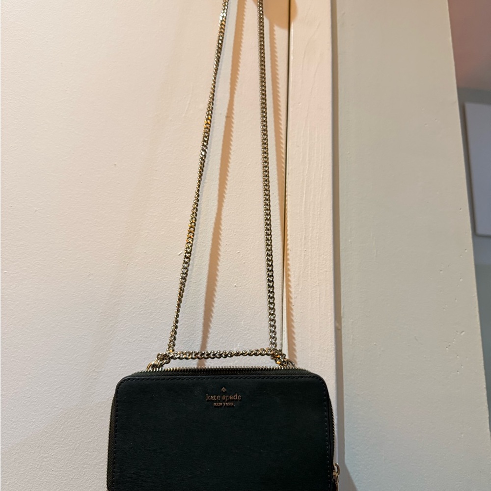 NWT Kate Spade Emerald Green Leather Crossbody Bag with Gold Chain - Picture 2 of 11